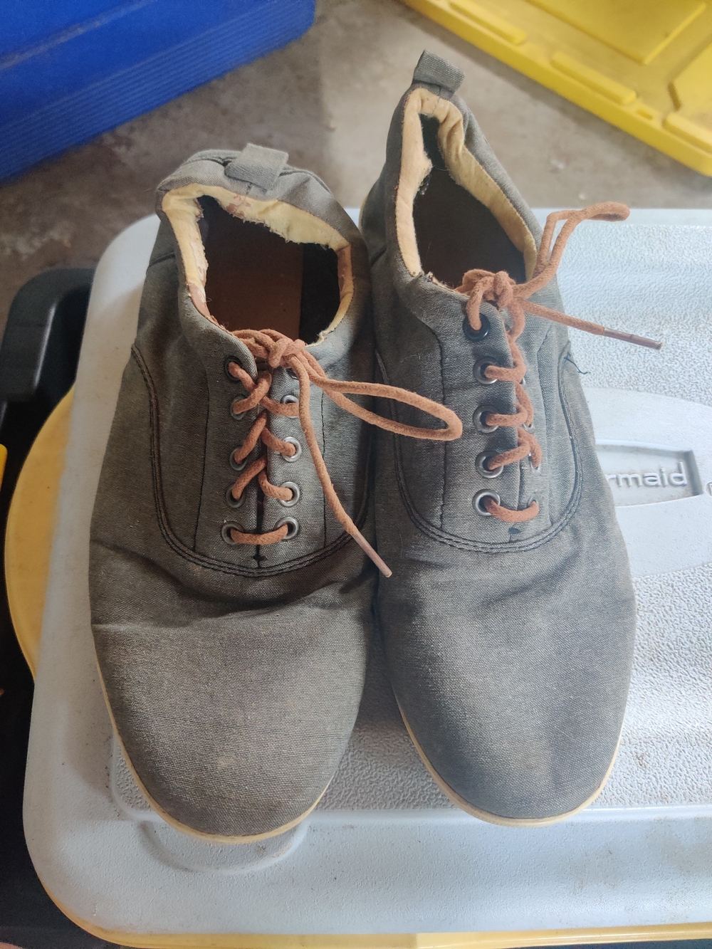 Men's Casual Canvas Lace-Up Shoes in Olive Green